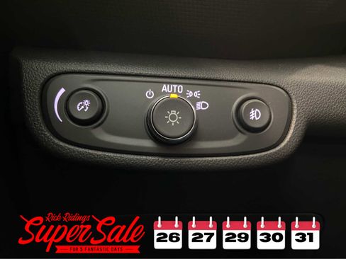 Used 2022 Chevrolet TrailBlazer RS w/ Convenience Package image 38