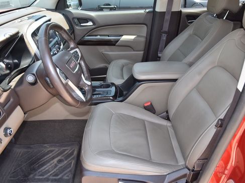 Used 2016 GMC Canyon SLT w/ Driver Alert Package RWD image 10