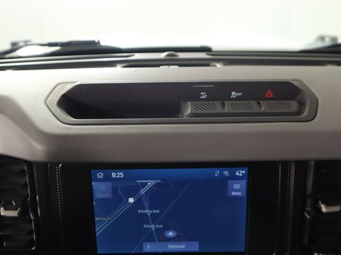 Used 2021 Ford Bronco Big Bend image 5