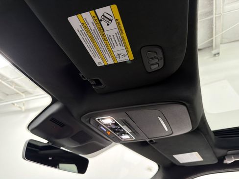 Used 2025 Lincoln Navigator L Black Label image 38