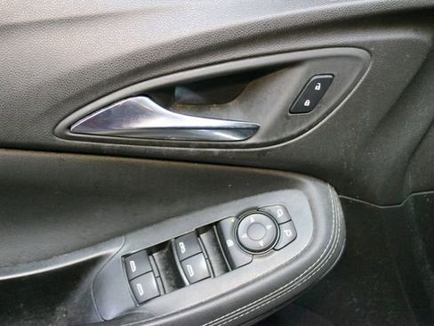 Used 2023 Buick Encore GX Preferred w/ Cold Weather Comfort Package FWD image 15