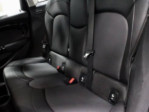 Used 2020 MINI Cooper S image 23