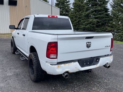 Used 2016 RAM 1500 Express w/ Popular Equipment Group AWD/4WD image 4