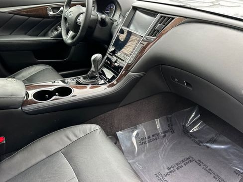 Used 2014 INFINITI Q50 Premium w/ Deluxe Technology Package image 16