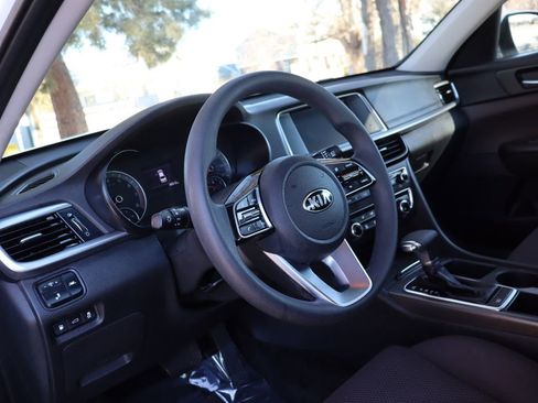Used 2020 Kia Optima LX image 15