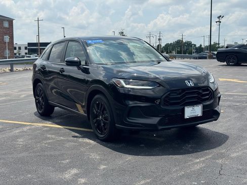 Certified 2026 Honda HR-V Sport image 2