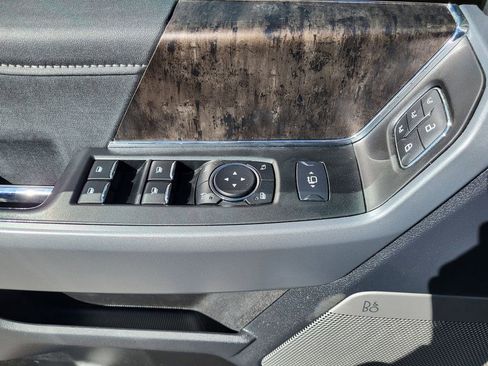 Used 2024 Ford F250 Lariat image 25