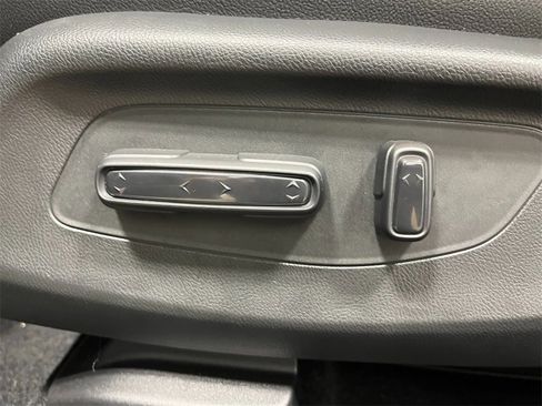 New 2026 Honda HR-V EX-L image 11