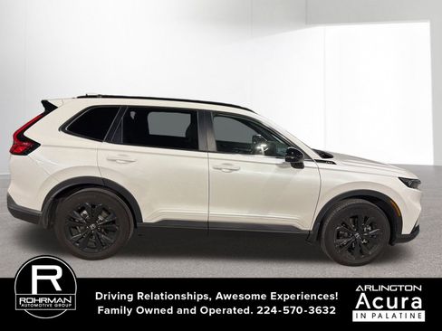 Used 2025 Honda CR-V Sport Touring image 3