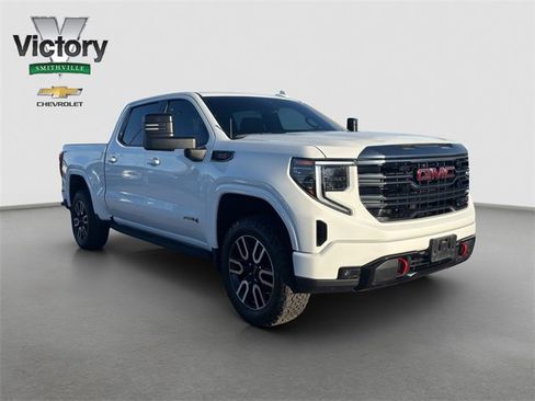 Used 2022 GMC Sierra 1500 AT4 w/ AT4 Preferred Package image 8