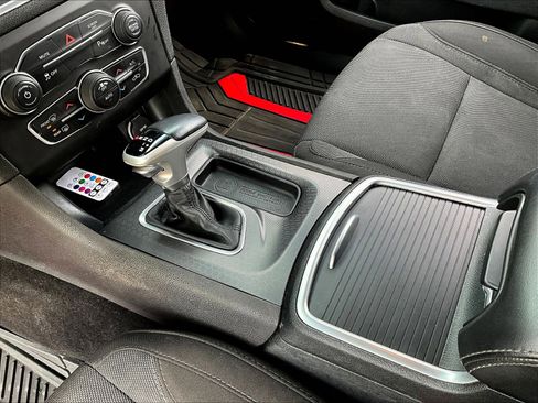 Used 2018 Dodge Charger SXT Plus RWD image 18