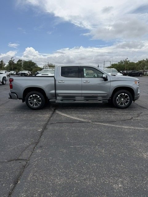 Used 2026 Chevrolet Silverado 1500 High Country w/ Technology Package AWD/4WD image 7