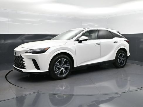 Used 2026 Lexus RX 350 Premium w/ Convenience Package FWD image 3