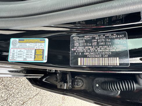 New 2026 Hyundai Elantra Limited image 26