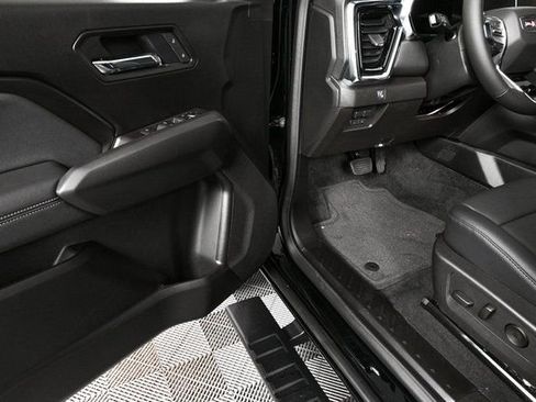 New 2026 GMC Canyon Elevation w/ Convenience Package image 7