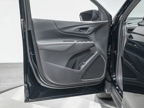 Used 2024 Chevrolet Equinox RS w/ LPO, Floor Liner Package image 12