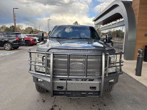 Used 2022 Ford F350 Lariat image 3
