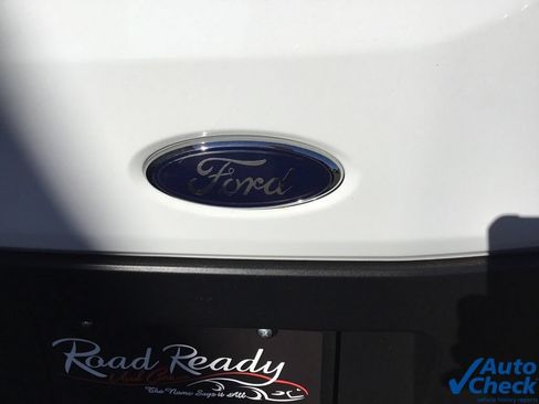 Used 2020 Ford Transit 250 Medium Roof w/ Load Area Protection Package RWD image 19