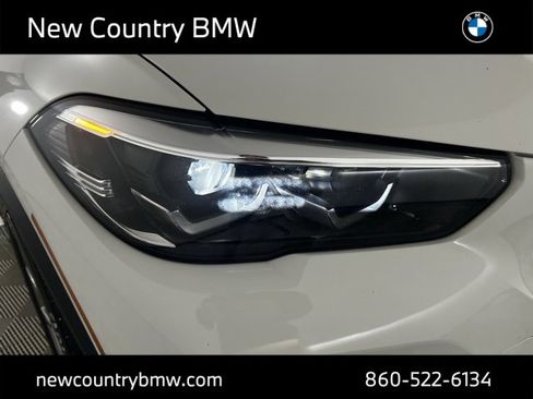 Used 2022 BMW X5 xDrive40i w/ Premium Package image 30