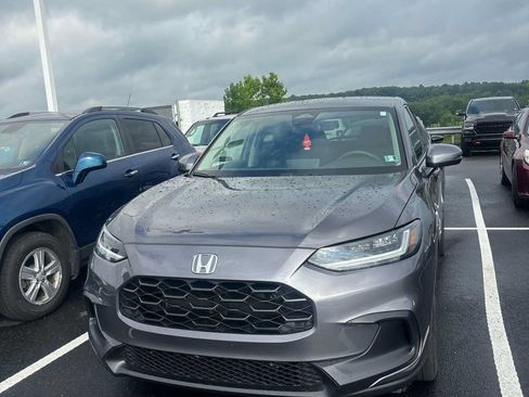 Certified 2026 Honda HR-V LX image 1