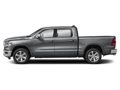 Used 2022 RAM 1500 Limited AWD/4WD image 2