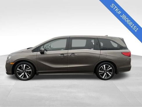 Used 2018 Honda Odyssey Elite image 4