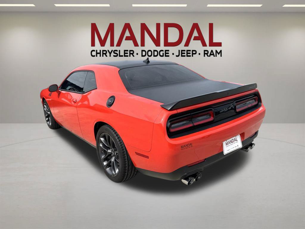 Used 2022 Dodge Challenger R/T w/ T/A Package RWD image 7