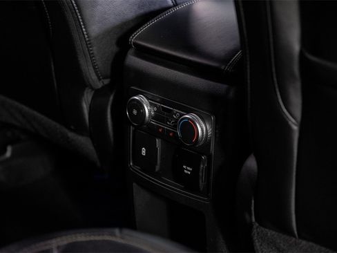 Used 2021 Ford Explorer Limited w/ Equipment Group 301A image 39