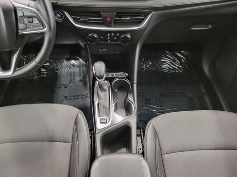 Used 2025 Buick Encore GX Preferred image 16