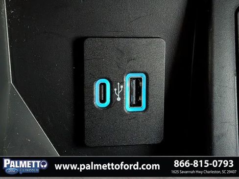 Used 2023 Ford F150 Lariat w/ Trailer Tow Package image 22