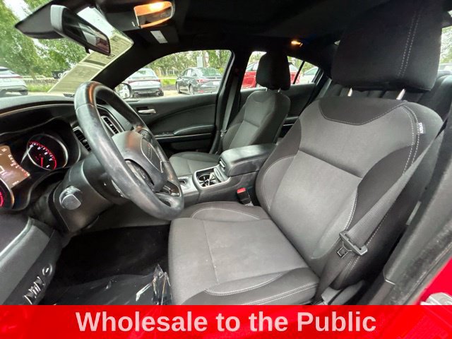 Used 2015 Dodge Charger SE w/ Power Sunroof Group AWD/4WD image 16