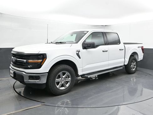 Used 2025 Ford F150 XLT w/ Equipment Group 301A Standard AWD/4WD image 8