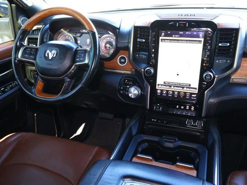 Used 2019 RAM 2500 Limited image 12