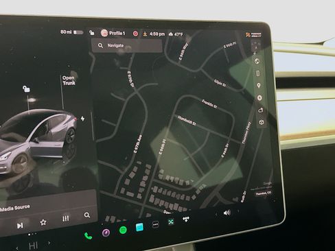 Used 2023 Tesla Model 3 Standard Range image 22