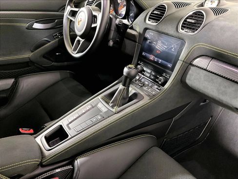 Certified 2024 Porsche 718 Cayman GT4 RS RWD image 16