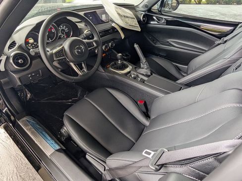 New 2026 MAZDA MX-5 Miata RF Grand Touring RWD image 4