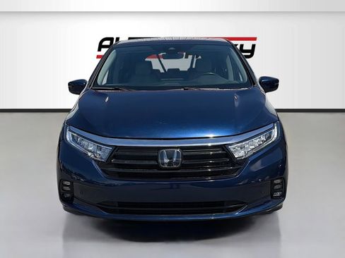 Used 2024 Honda Odyssey Touring image 2