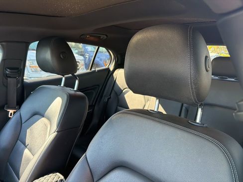 Used 2018 Mercedes-Benz GLA 250 image 11