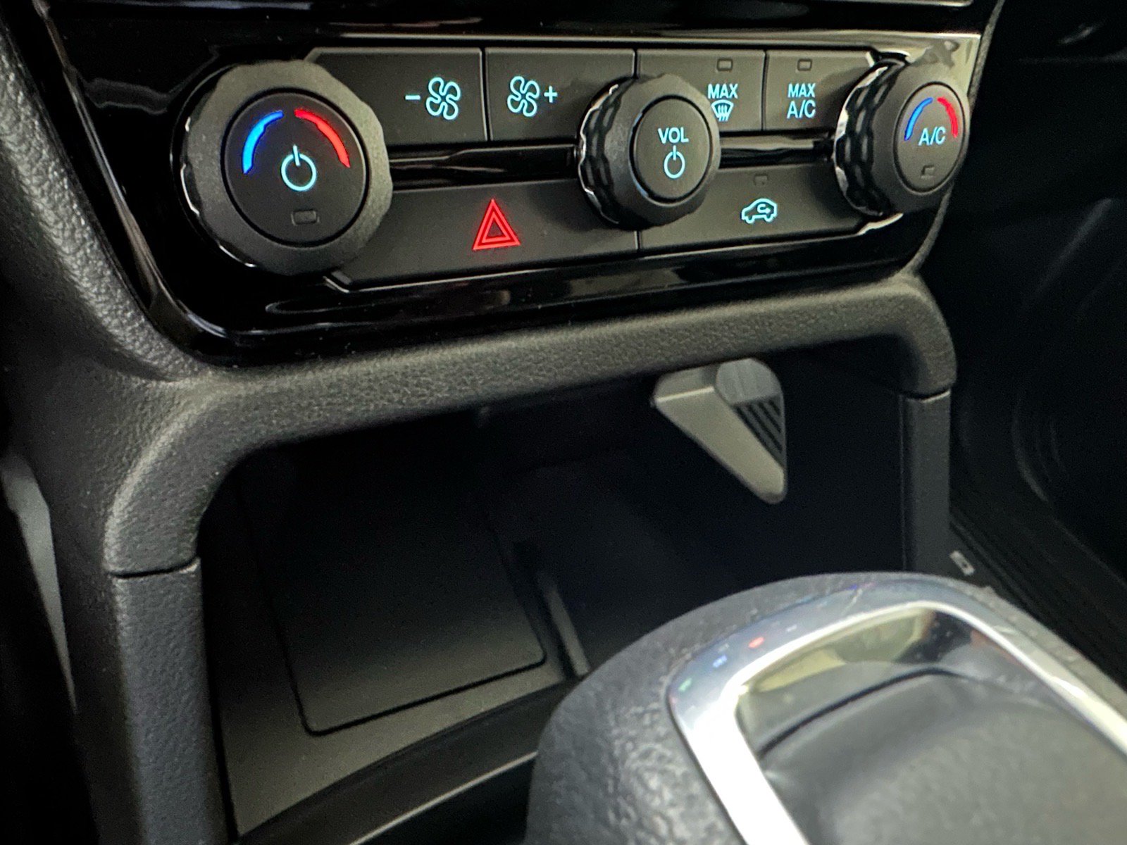 New 2026 Ford Ranger Lariat w/ Chrome Accent Package RWD image 29