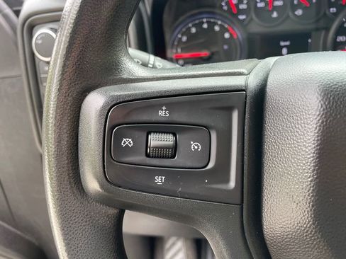 Used 2022 Chevrolet Silverado 2500 Custom w/ Custom Value Package AWD/4WD image 28