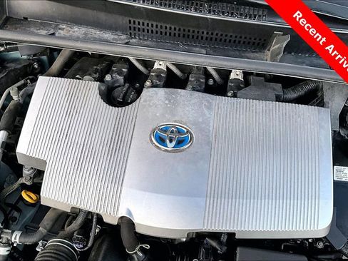 Certified 2017 Toyota Prius Four Touring w/ Premium Convenience Package image 31