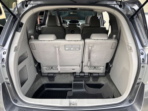 Used 2016 Honda Odyssey EX-L image 57