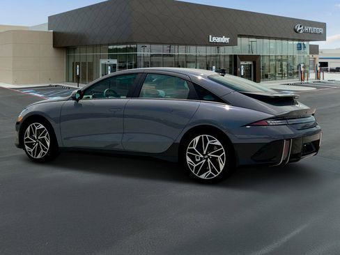New 2025 Hyundai Ioniq 6 SEL image 4