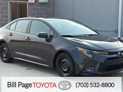 Used 2025 Toyota Corolla LE w/ Convenience Package