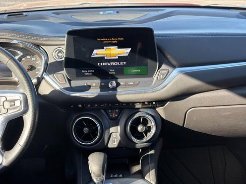 Certified 2024 Chevrolet Blazer LT w/ Convenience Package image 13