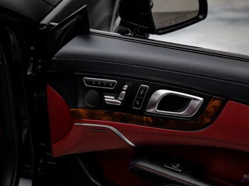 Used 2017 Mercedes-Benz SL 550 image 85