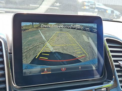 Used 2016 Mercedes-Benz GLE 350 4MATIC image 7