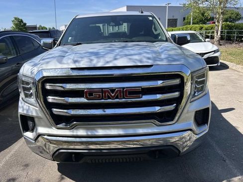 Used 2019 GMC Sierra 1500 SLE w/ SLE Value Package AWD/4WD image 2