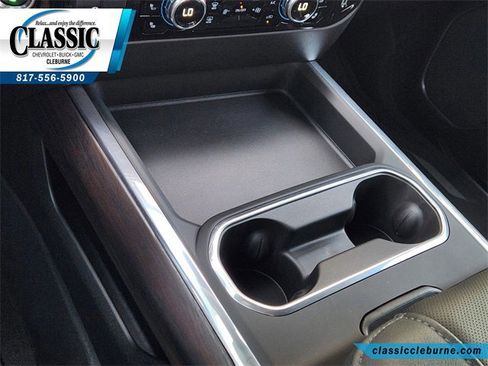 Used 2025 GMC Sierra 2500 SLT w/ SLT Convenience Package image 21