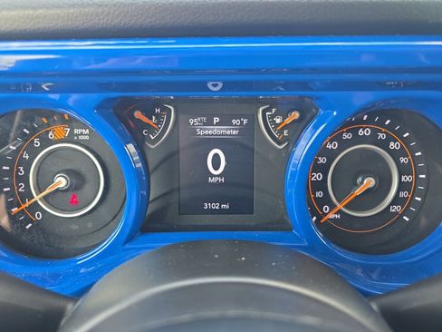 Used 2025 Jeep Wrangler Unlimited Sport AWD/4WD image 21